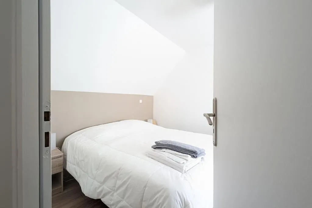 Peaceful Retreat In Traditional Stone House Pluvigner France