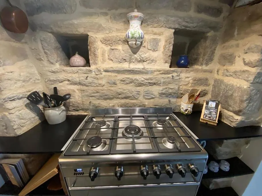 Peaceful Retreat In Traditional Stone House Pluvigner 0*,  France